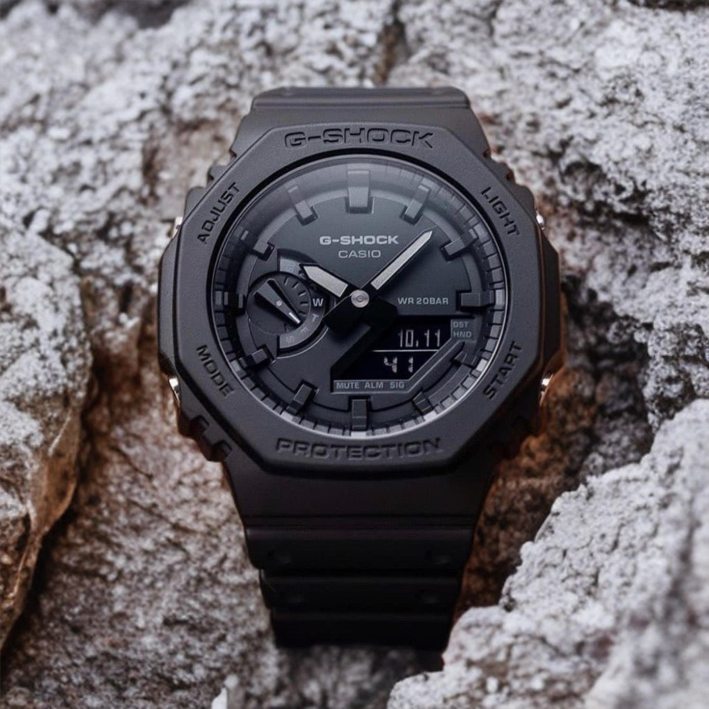 Sporty Men’s Watch