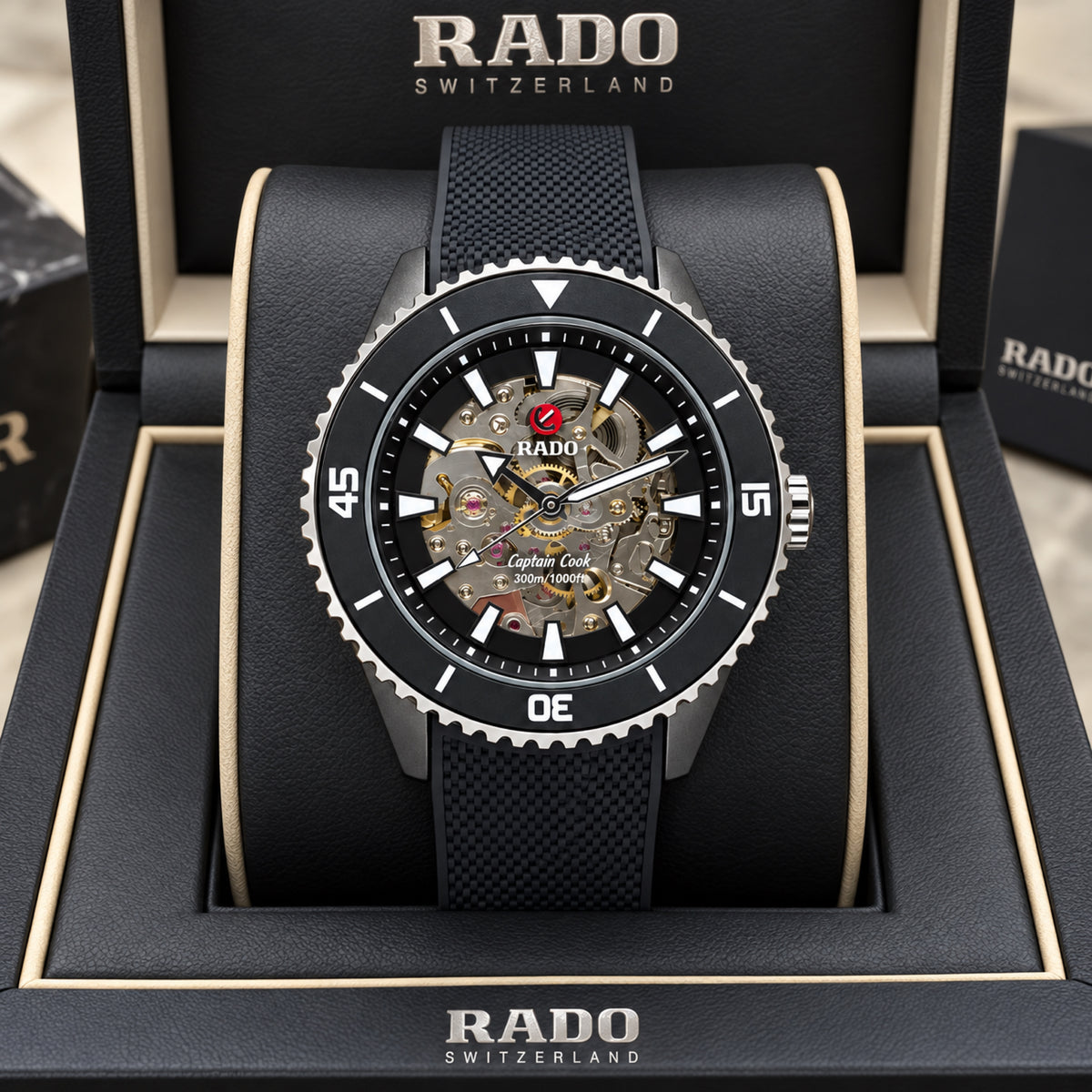 Luxurious Men’s Watch