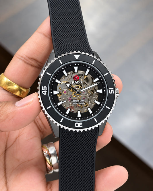 Luxurious Men’s Watch